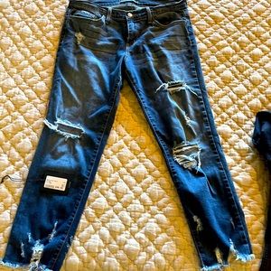 Flying Monkey shredded jeans SZ 28